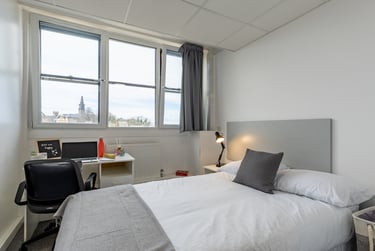 Silver En Suite City View at MyPad Paisley, 26 Gilmour Street, Central, Paisley, PA11EQ - Image 1